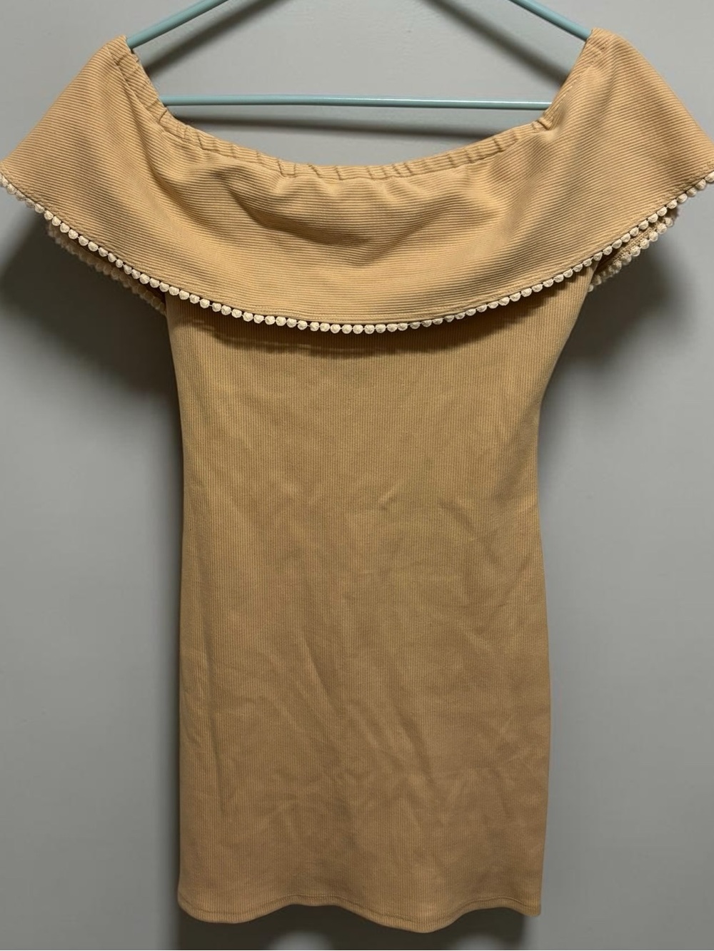 NWT WAYF Tan Ribbed Off Shoulder Pom Pom Trim Dress Size M